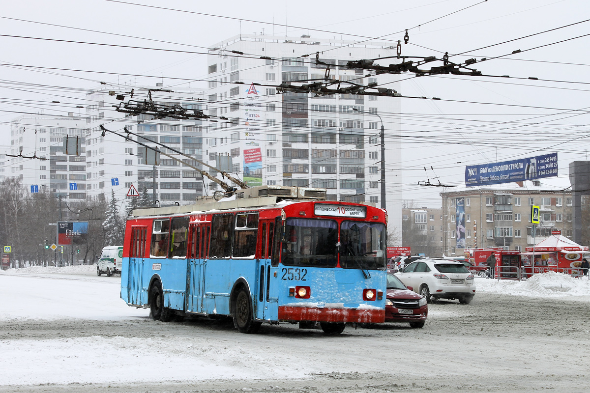 Челябинск, ЗиУ-682Г-017 [Г0Н] № 2532; Челябинск — Снегопад 25 апреля 2014 года и устранение его последствий