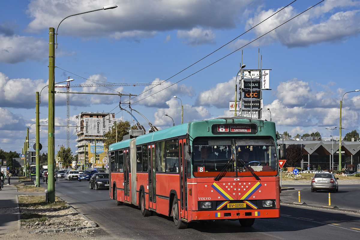 Брашов, Volvo/R&J/BBC-SAAS B10M-55 № 69