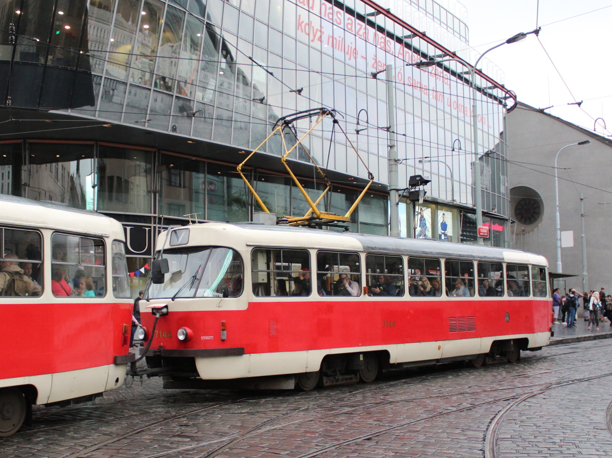 Прага, Tatra T3SUCS № 7144