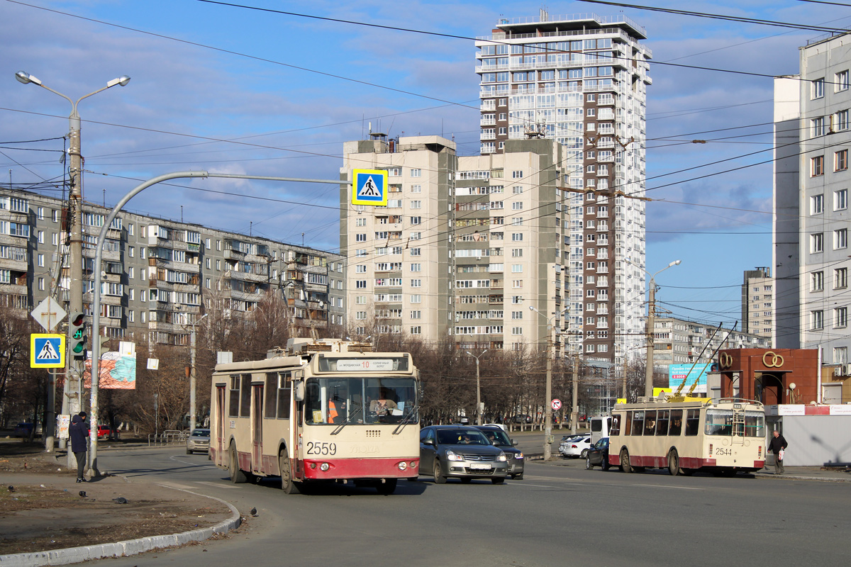 Челябинск, ЗиУ-682Г-016.02 № 2559; Челябинск, ЗиУ-682Г-016.02 № 2544