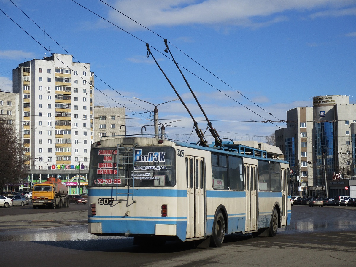 Киров, ЗиУ-682 КР Иваново № 607