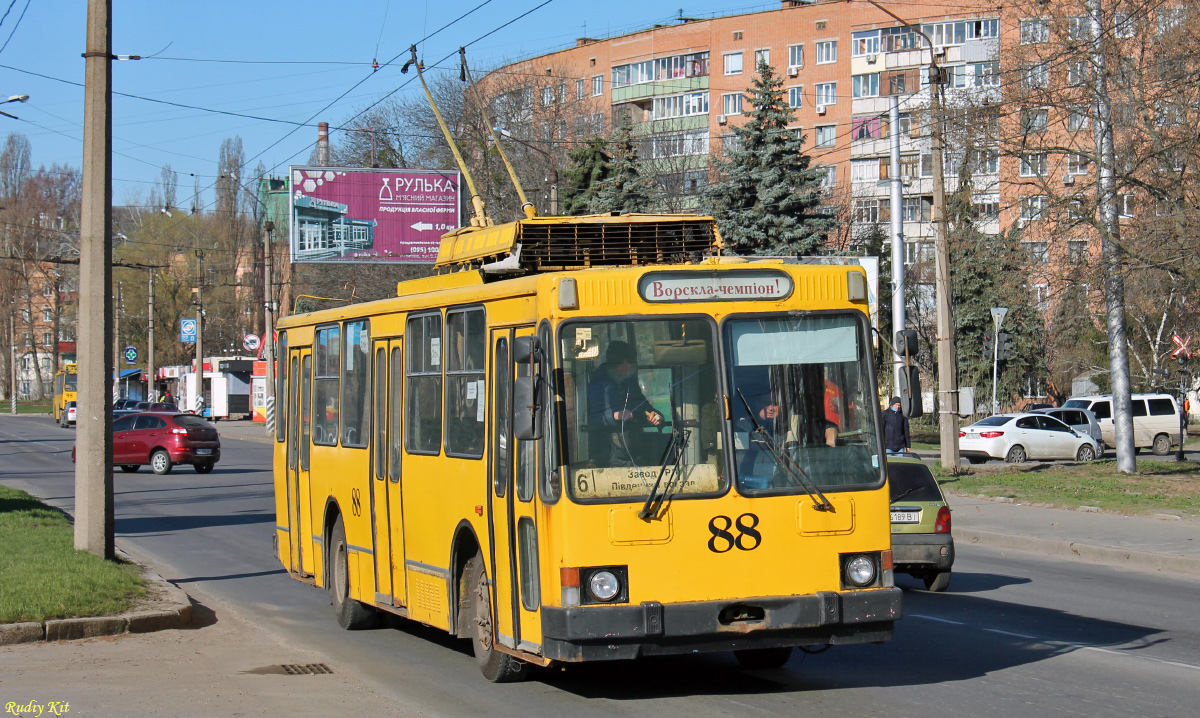 Полтава, ЮМЗ Т2 № 88