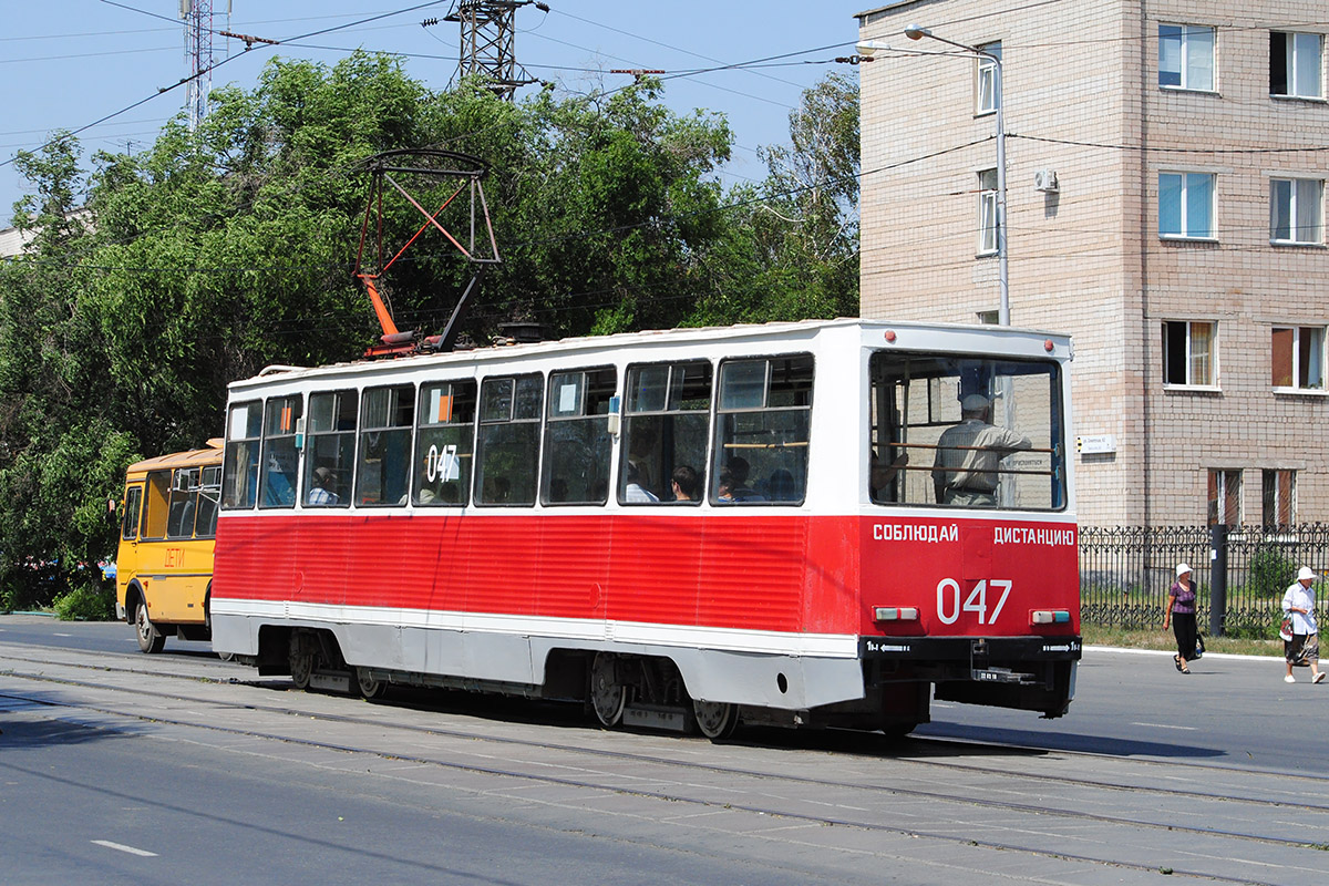 Новотроицк, 71-605 (КТМ-5М3) № 047