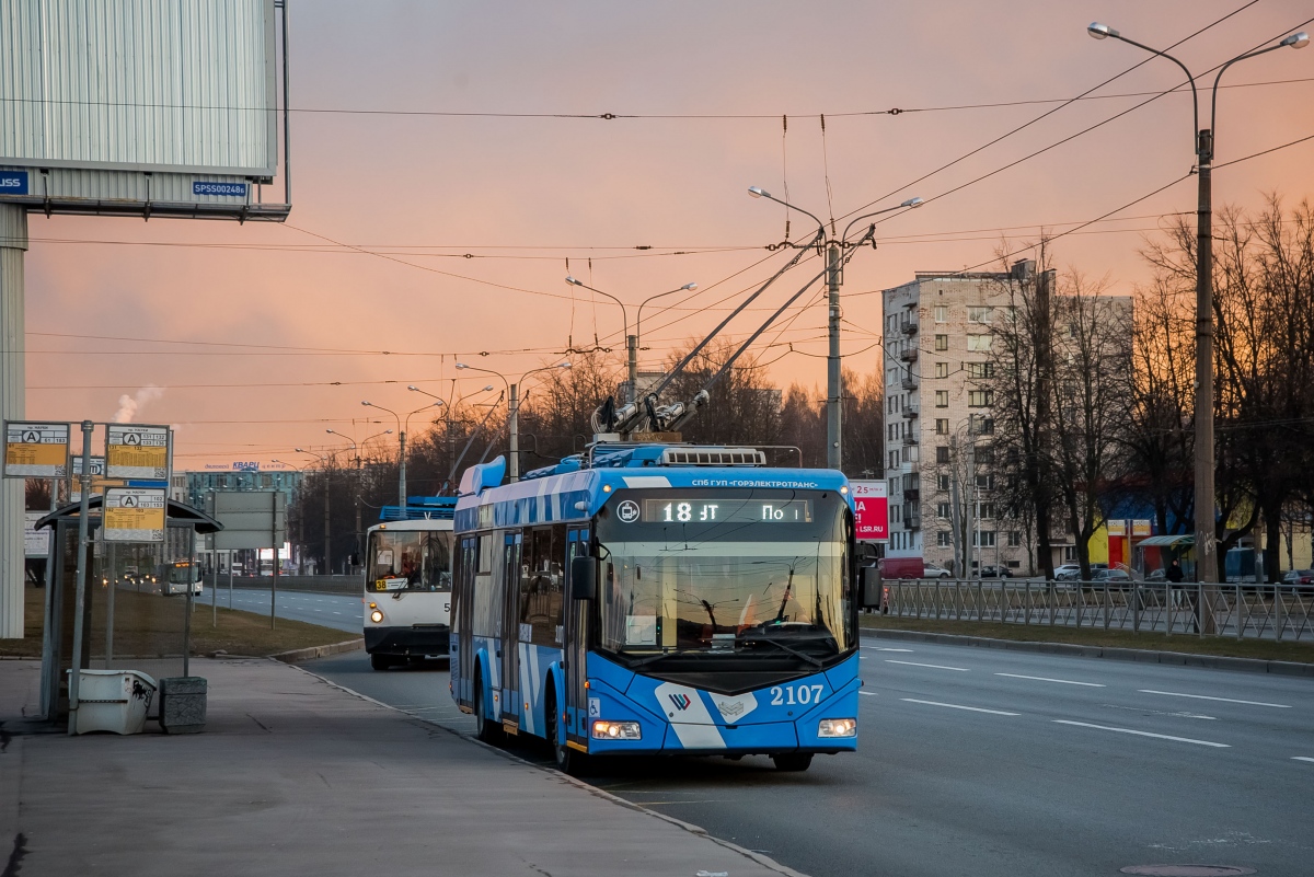 Санкт-Петербург, БКМ 32100D № 2107