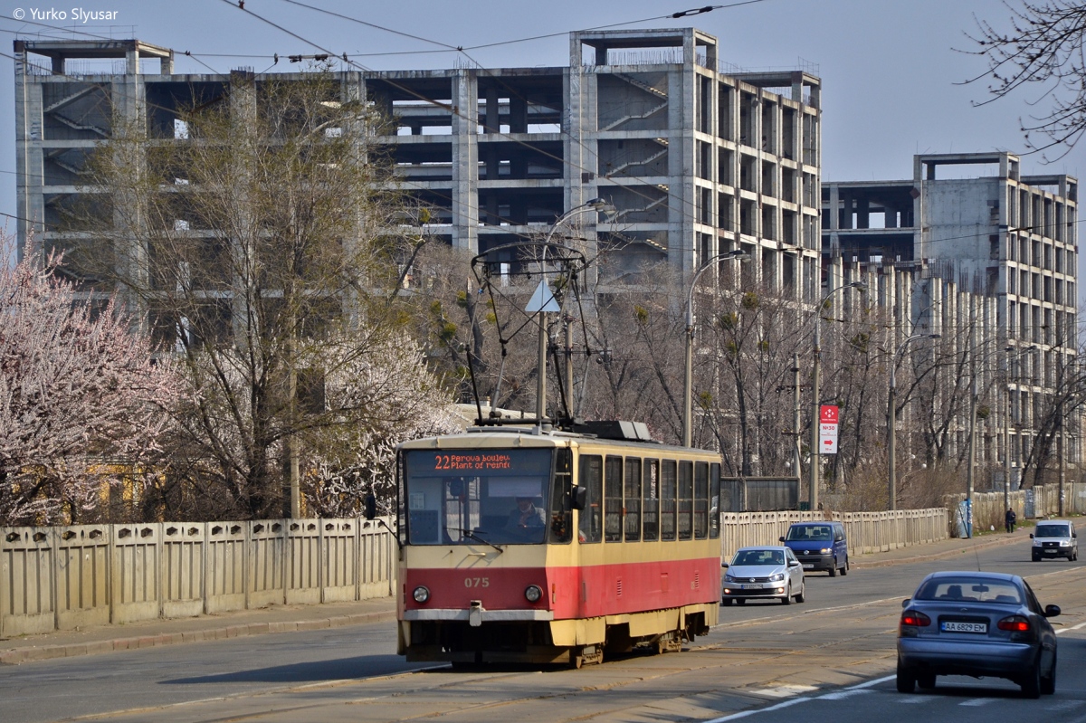 Киев, Tatra T6B5SU № 075