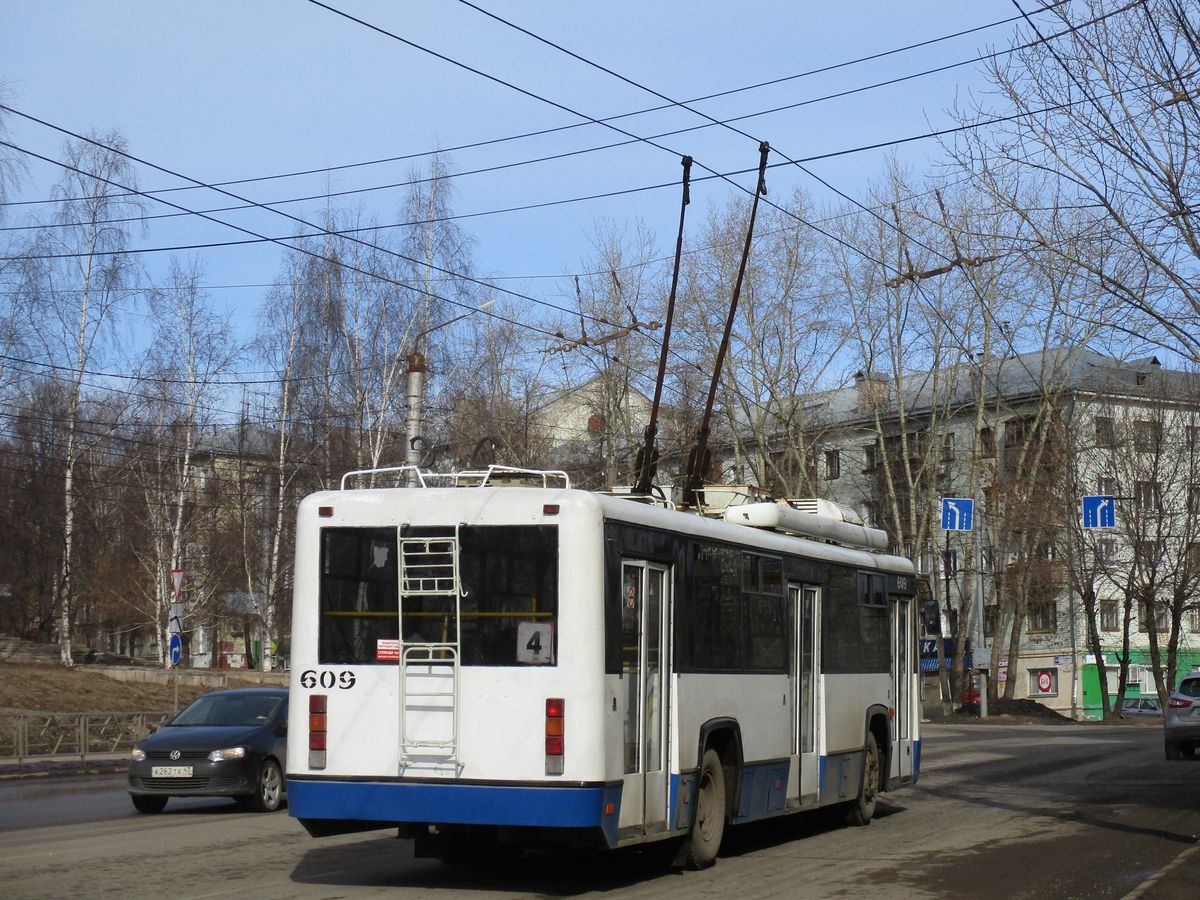 Киров, БТЗ-52768А № 609