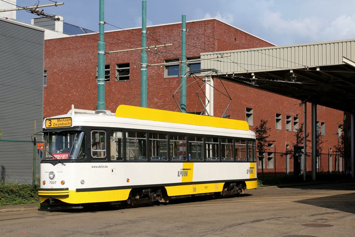 Антверпен — Свежая схема окраски, которая так и не была сохранена