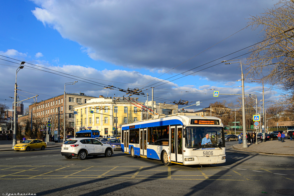 Москва, СВАРЗ-6235.01 (БКМ 32100М) № 5806