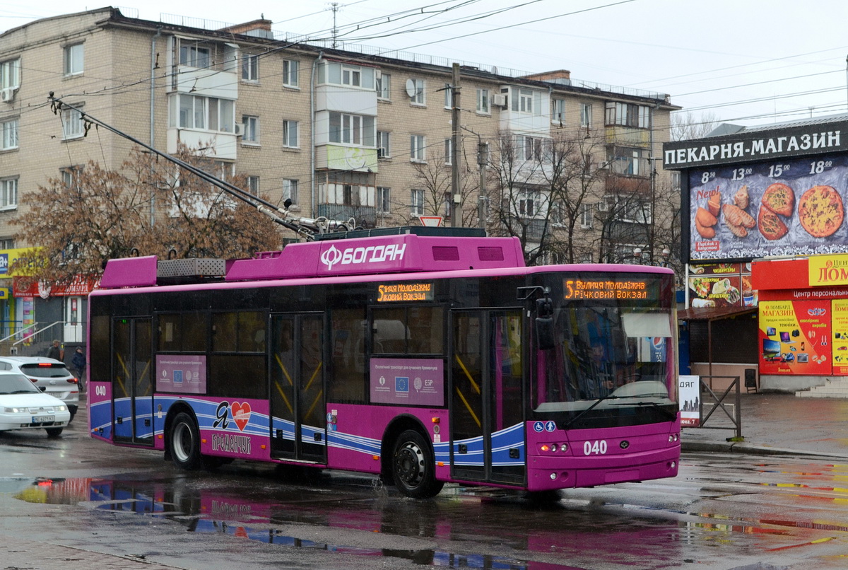 Kremenčuk, Bogdan T70117 č. 040