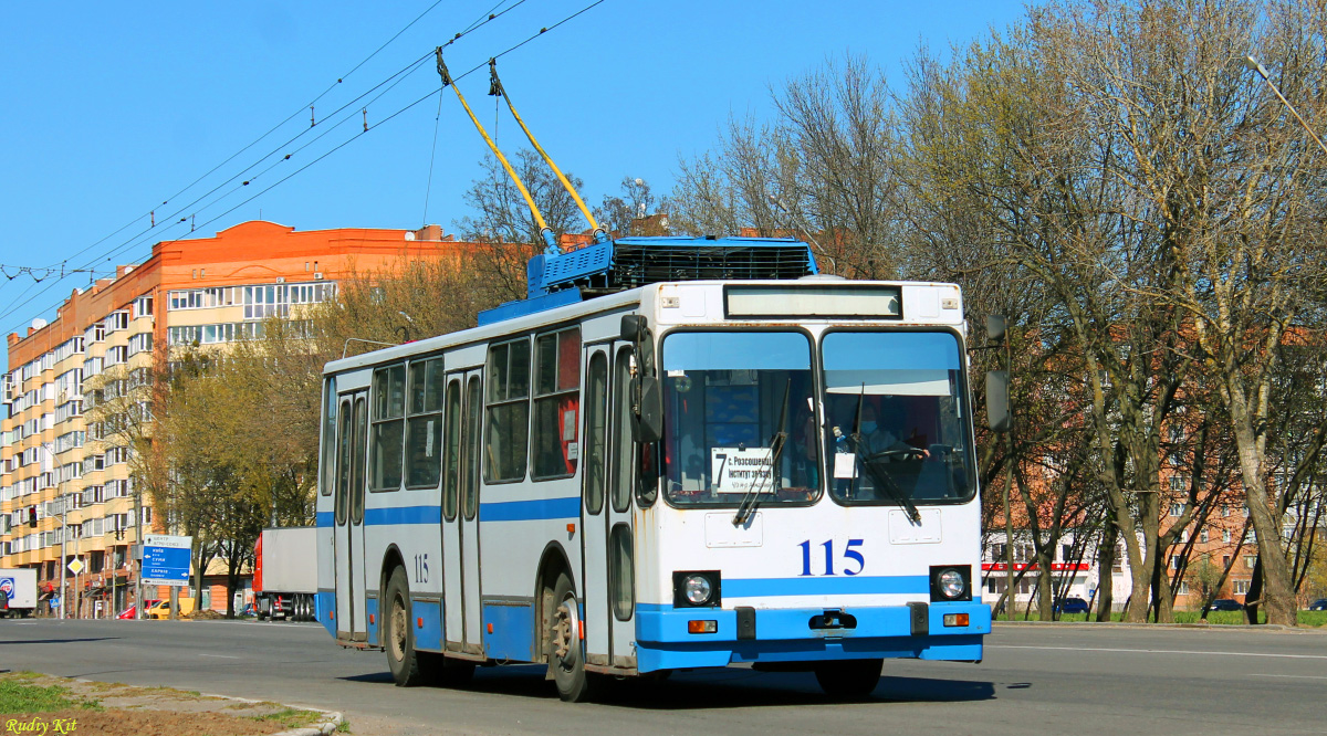 Полтава, ЮМЗ Т2 № 115