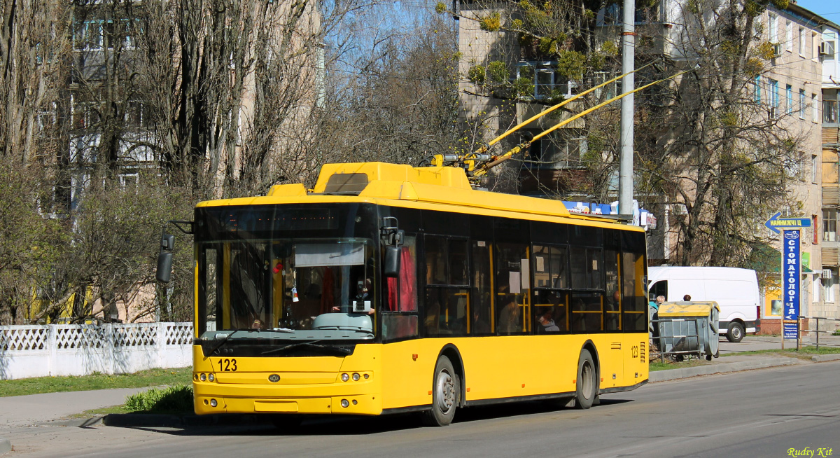 Полтава, Богдан Т70110 № 123