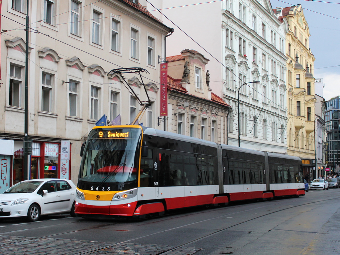 Прага, Škoda 15T7 ForCity Alfa Praha № 9438