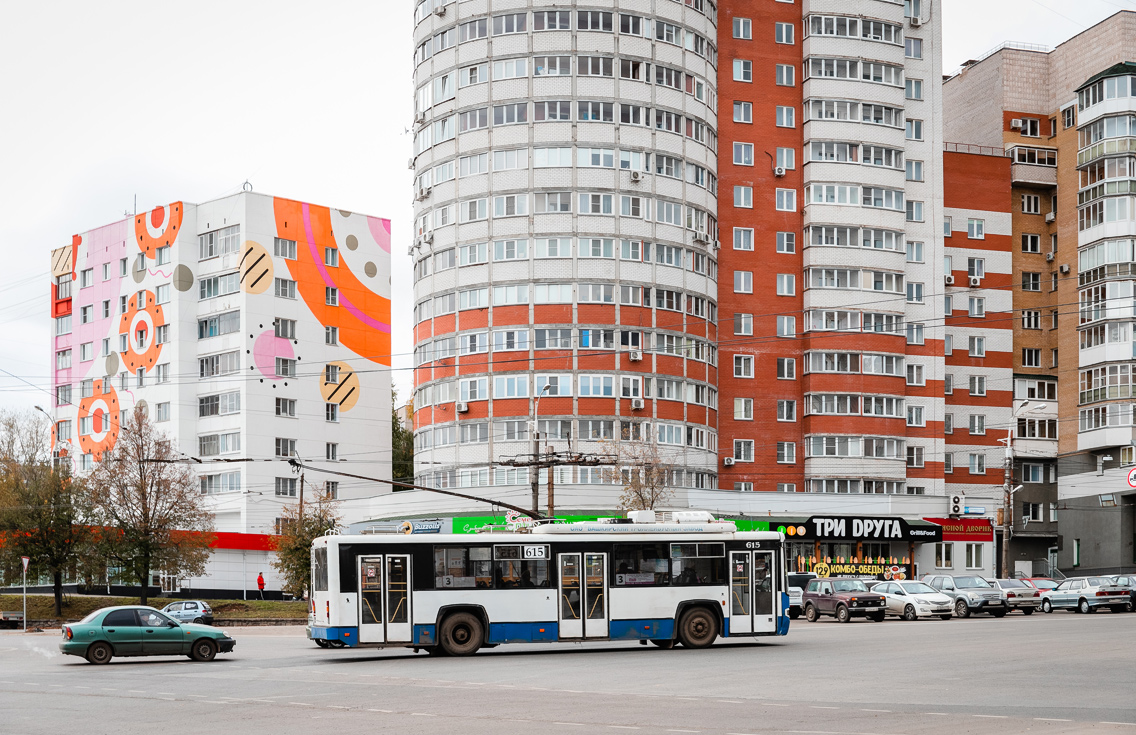 Киров, БТЗ-52768Р № 615