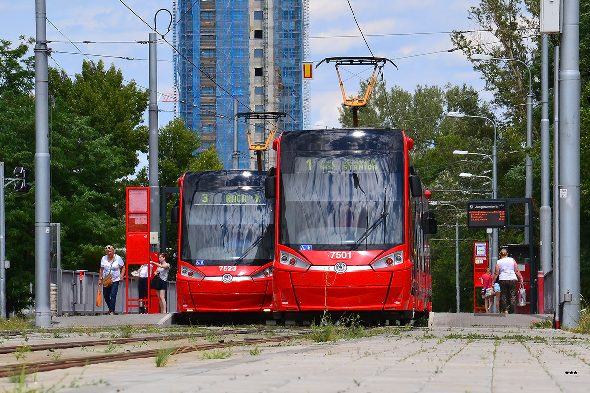 Братислава, Škoda 30T ForCity Plus № 7501; Братислава, Škoda 30T ForCity Plus № 7523