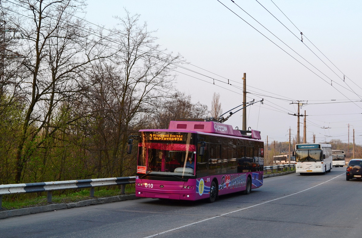 Кременчуг, Богдан Т70117 № 010