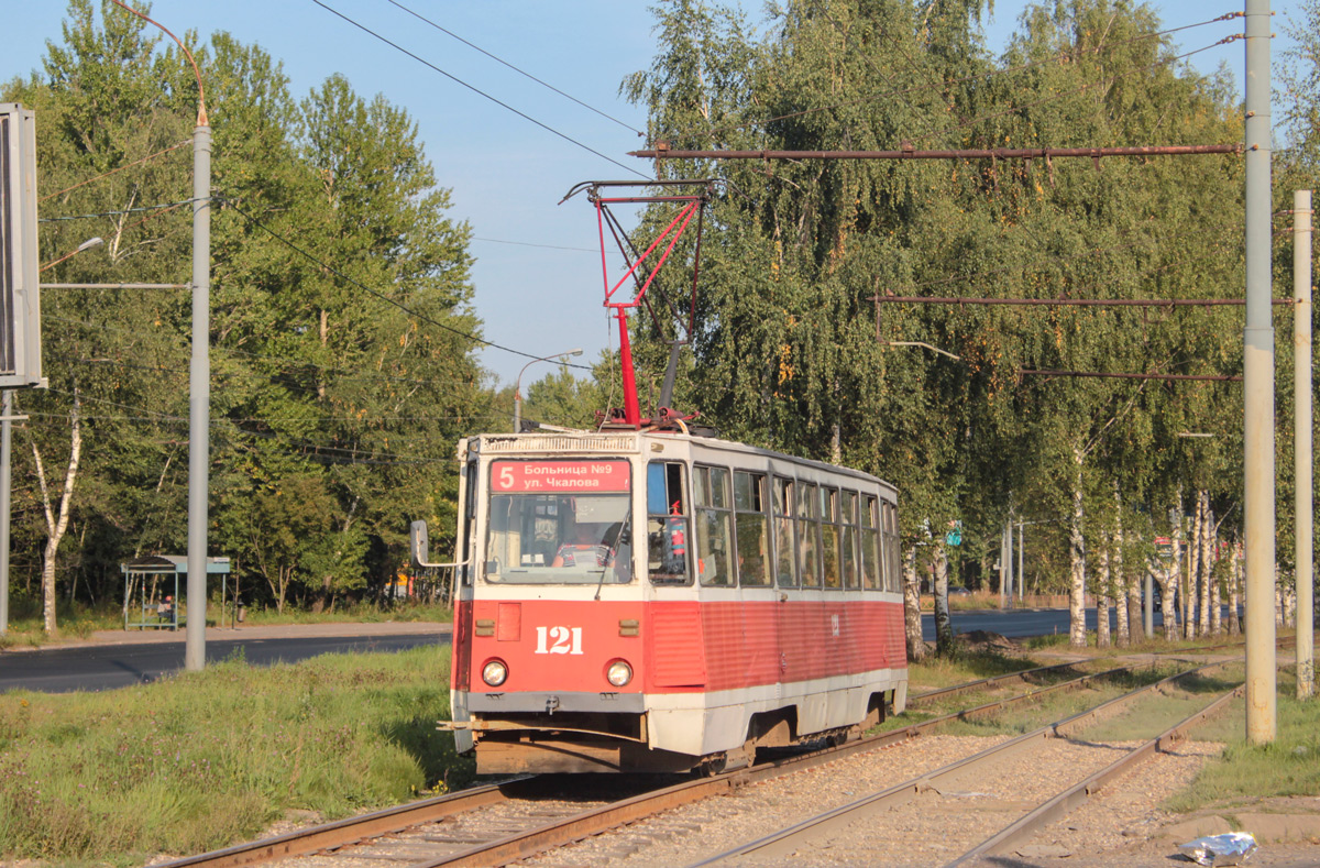 Ярославль, 71-605 (КТМ-5М3) № 121