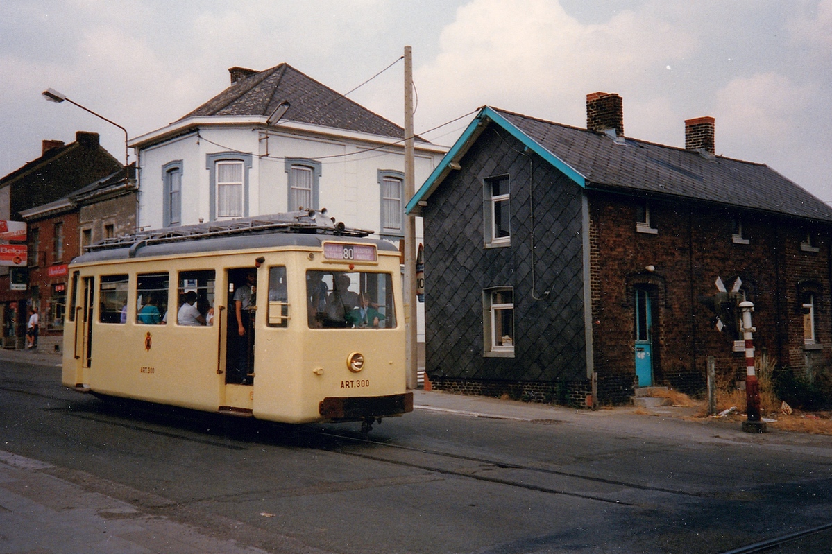 Тюэн, SNCV дизель-поезд № ART 300