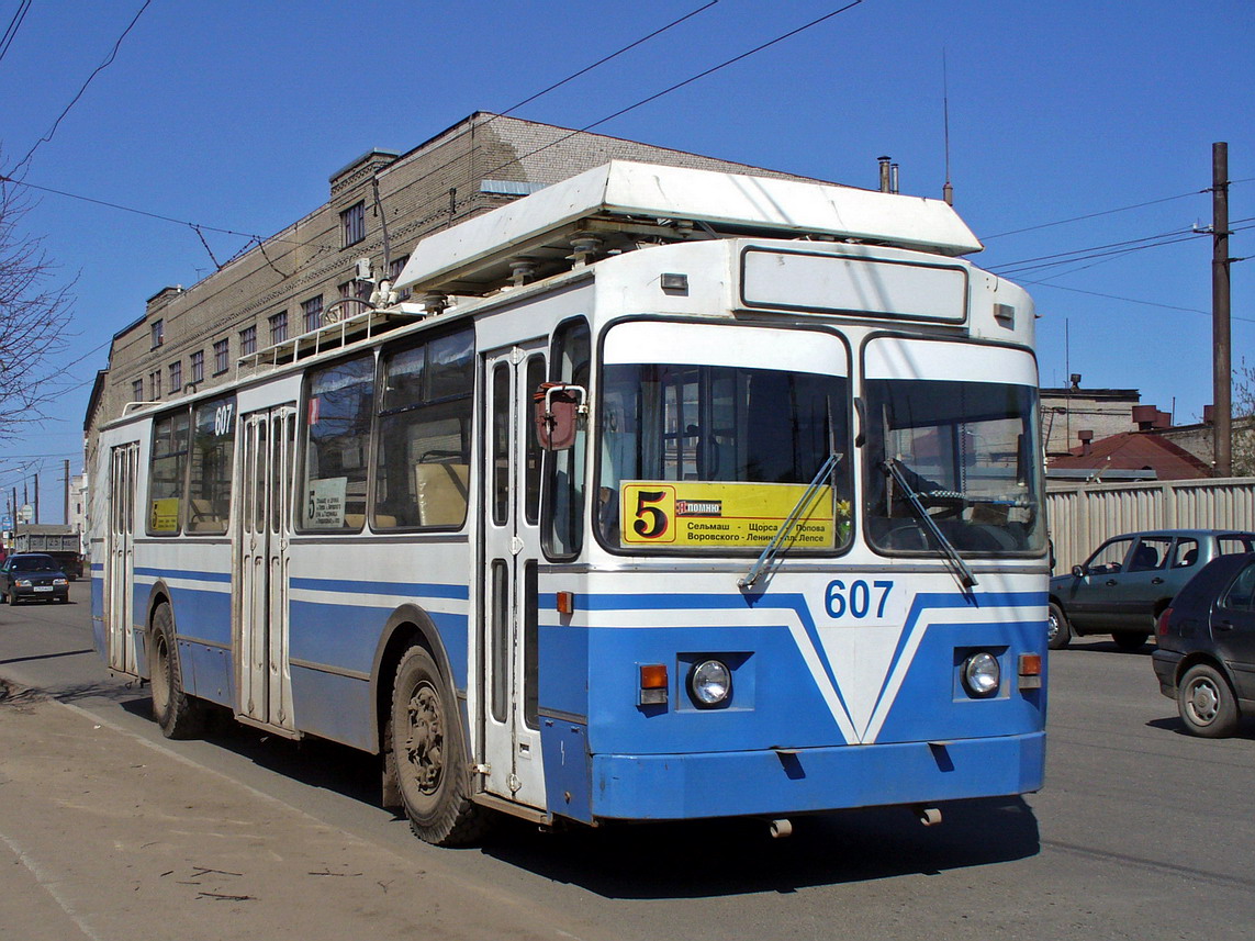 Киров, ЗиУ-682 КР Иваново № 607