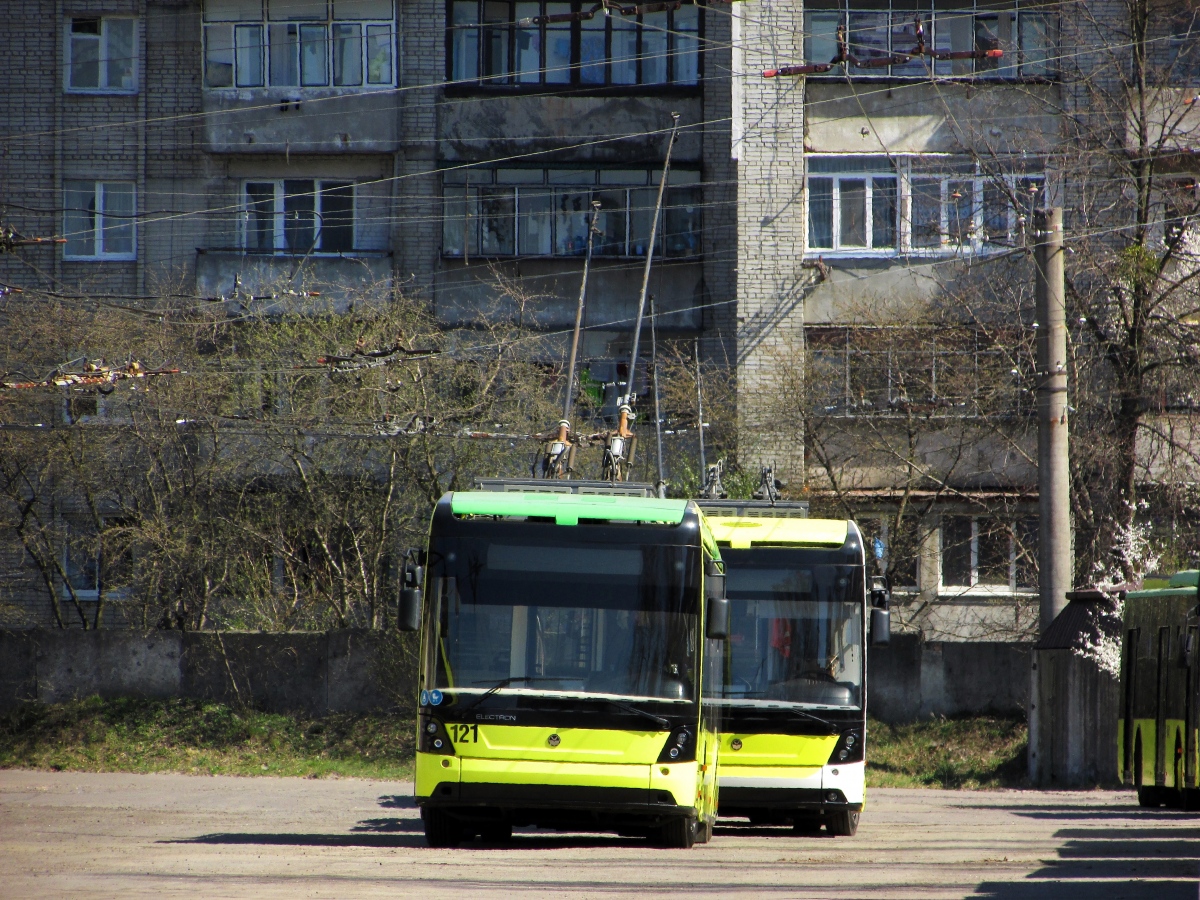 Львов, Electron T19102 № 121
