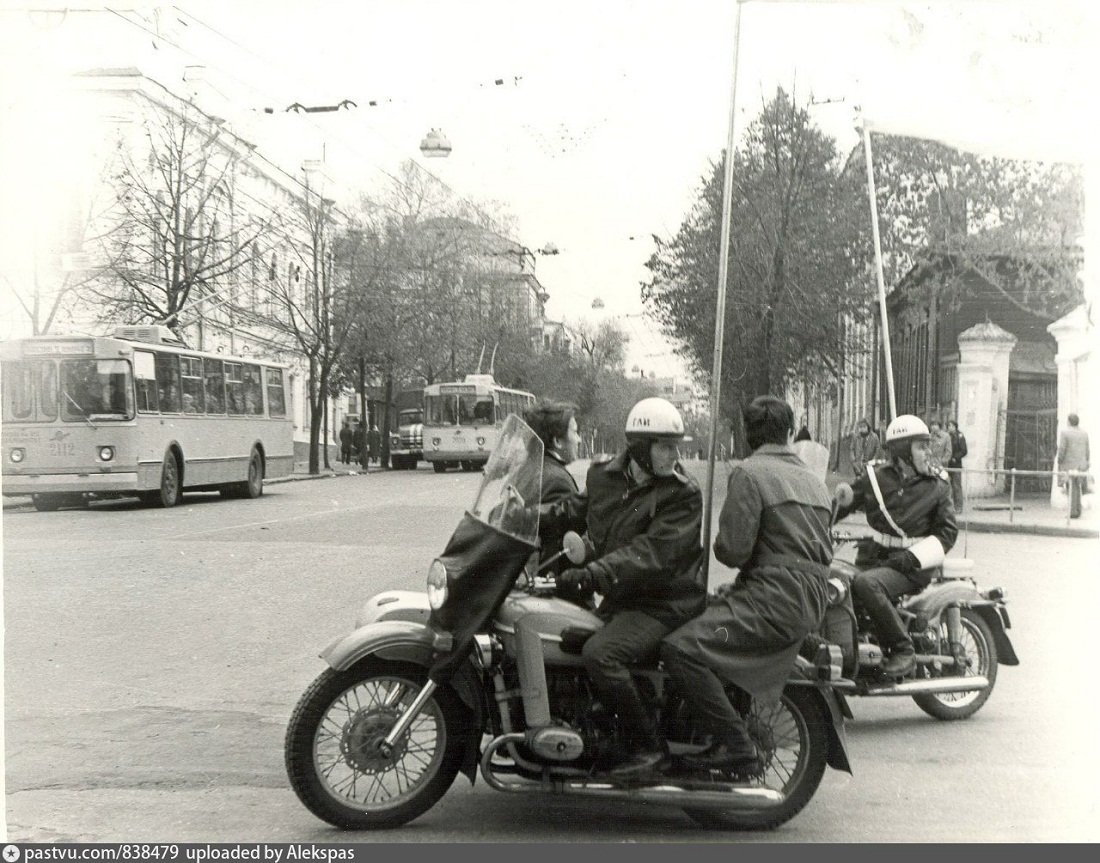 Казань, ЗиУ-682В № 2112; Казань, ЗиУ-682Б № 2029