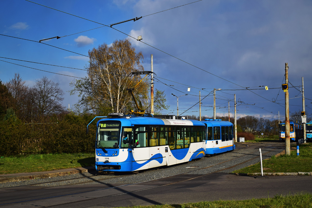 Острава, Vario LFR.E № 1316; Острава, VV60LF № 301