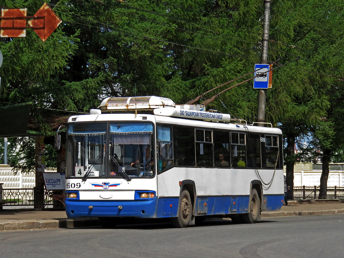 Киров, БТЗ-52768А № 609