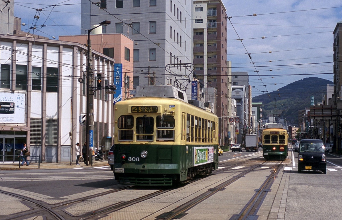Нагасаки, Hitachi № 303; Нагасаки, Nippon Sharyō № 204