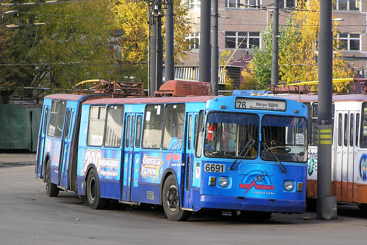 Москва, ЗиУ-6205 [620500] № 6691