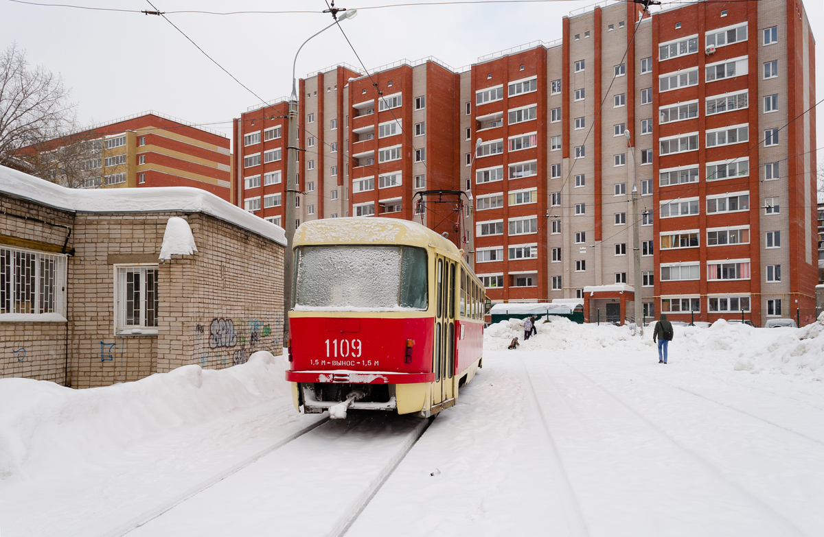 Ижевск, Tatra T3SU (двухдверная) № 1109; Ижевск — Конечные станции и разворотные кольца Ижевск, Tatra T3SU (двухдверная) № 1109; Ижевск — Конечные станции и разворотные кольца