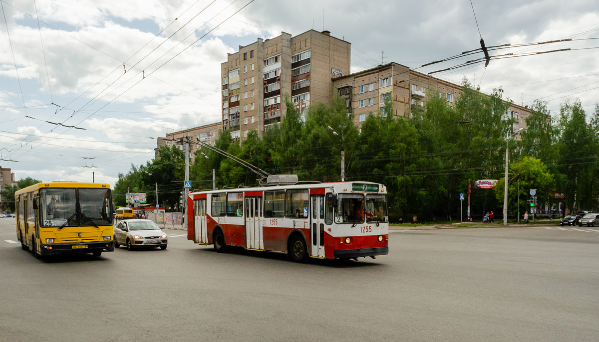 Ижевск, ЗиУ-682В [В00] № 1255