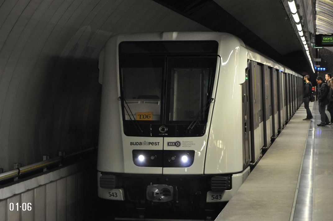 Будапешт, Alstom Metropolis AM4-M4 № 543