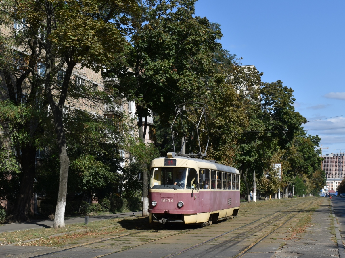 Киев, Tatra T3SU № 5944