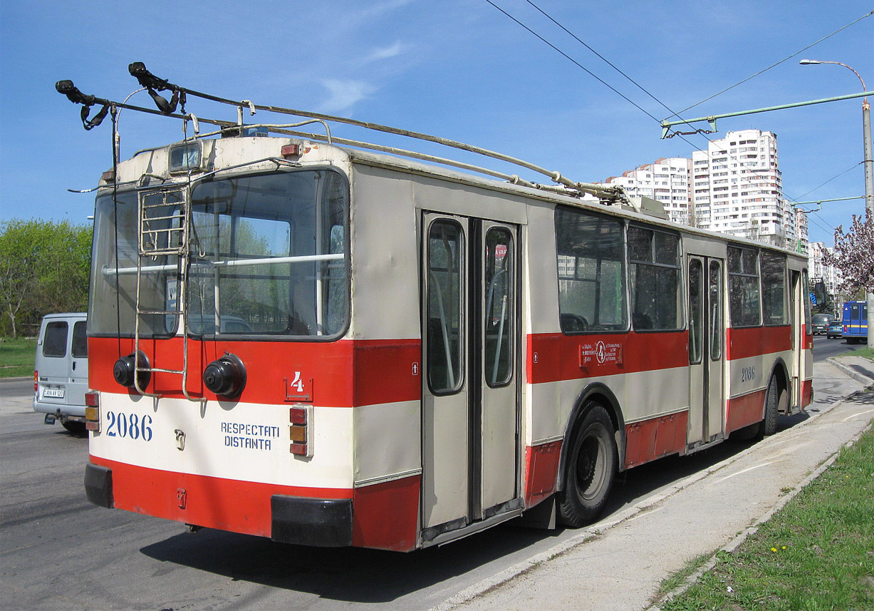 Кишинёв, ЗиУ-682УГ № 2086