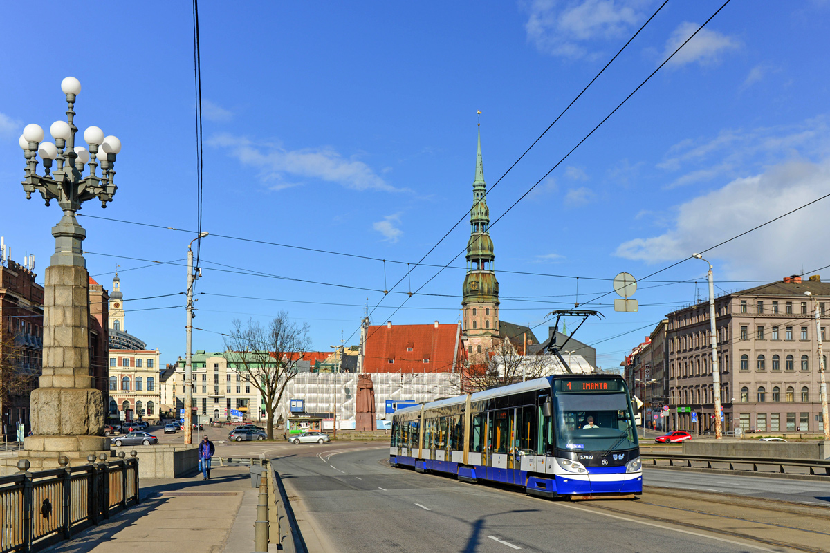 Рига, Škoda 15T ForCity Alfa Riga № 57027