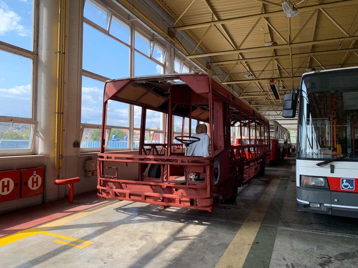 Брно, Škoda 21Tr № 3030