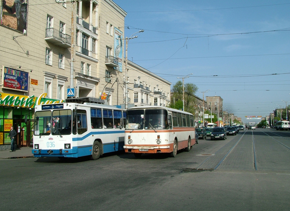 Запорожье, ЮМЗ Т2 № 036