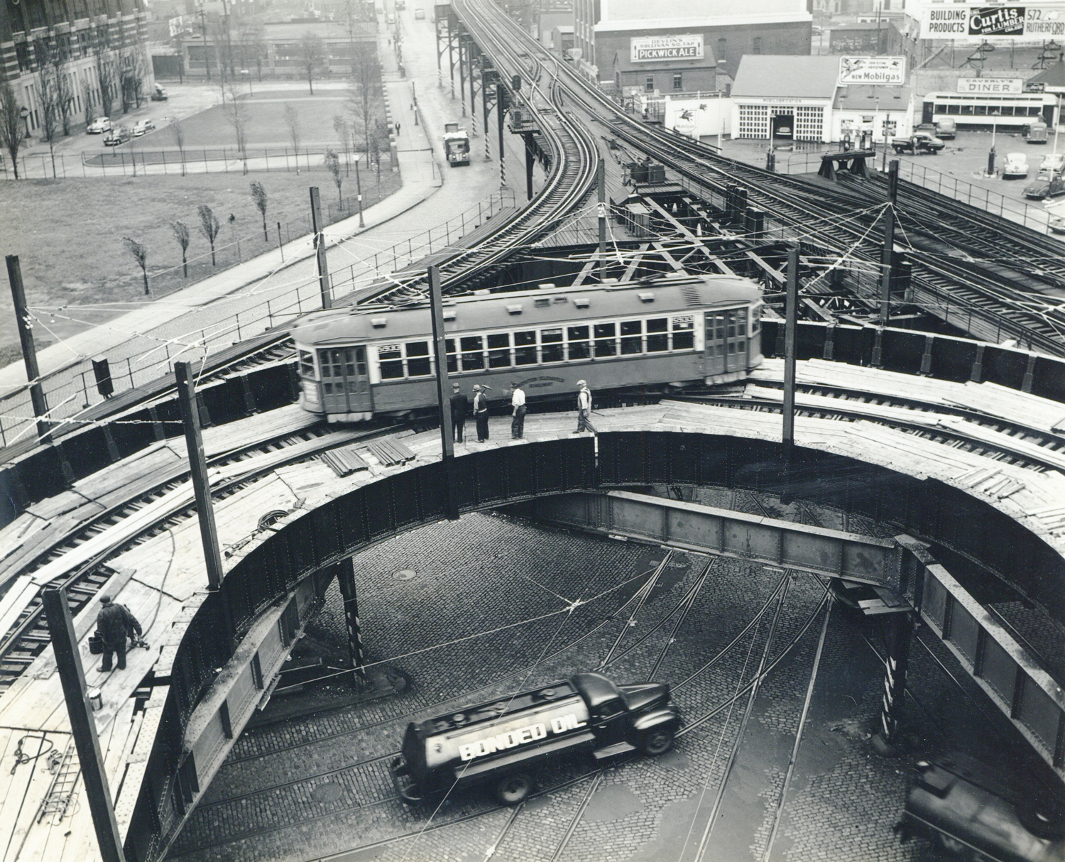 Boston, Laconia Boston Type 5C1 — 5933; Boston — Old Photos — Street Railroads