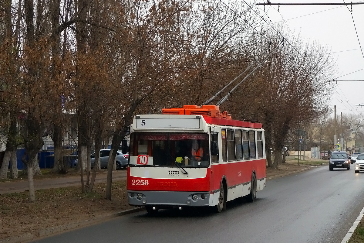 Саратов, ЗиУ-682Г-016.02 № 2258
