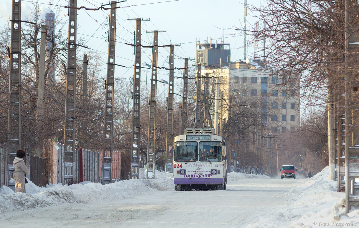 Kryvyi Rih, ZiU-683V01 # 024