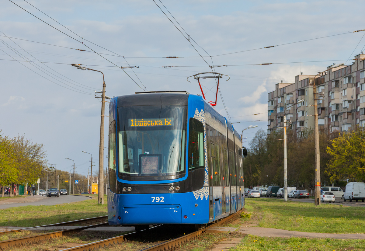 Київ, PESA 71-414К (Fokstrot) № 792