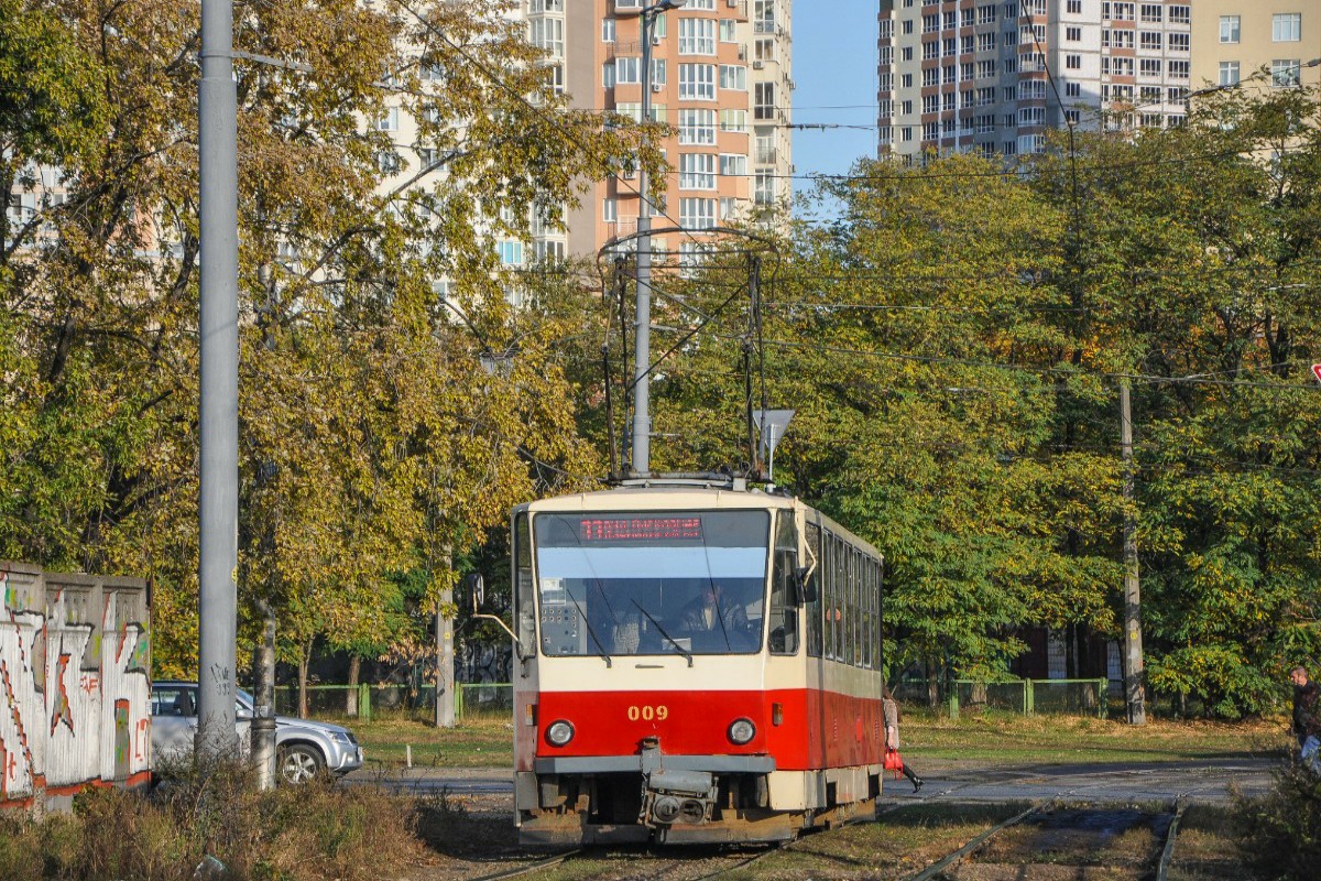 Киев, Tatra T6B5SU № 009