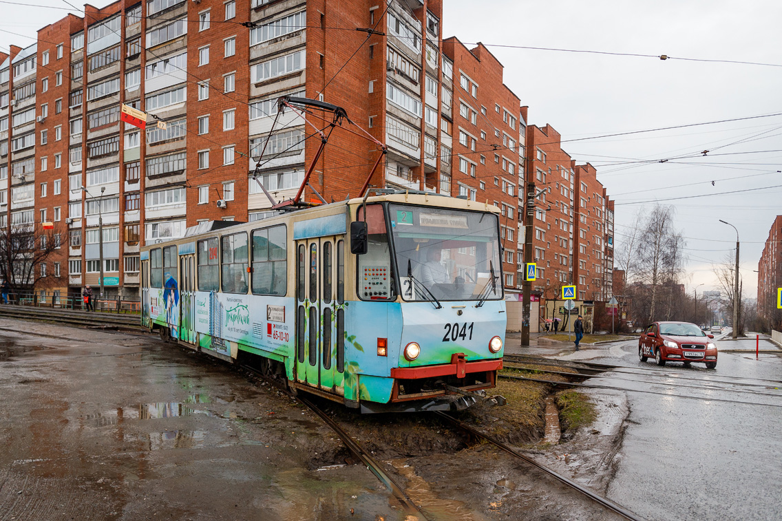 Ižkar, Tatra T6B5-RA # 2041