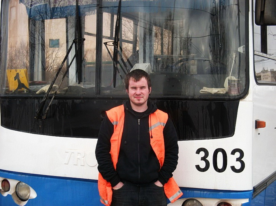 Electric transport employees