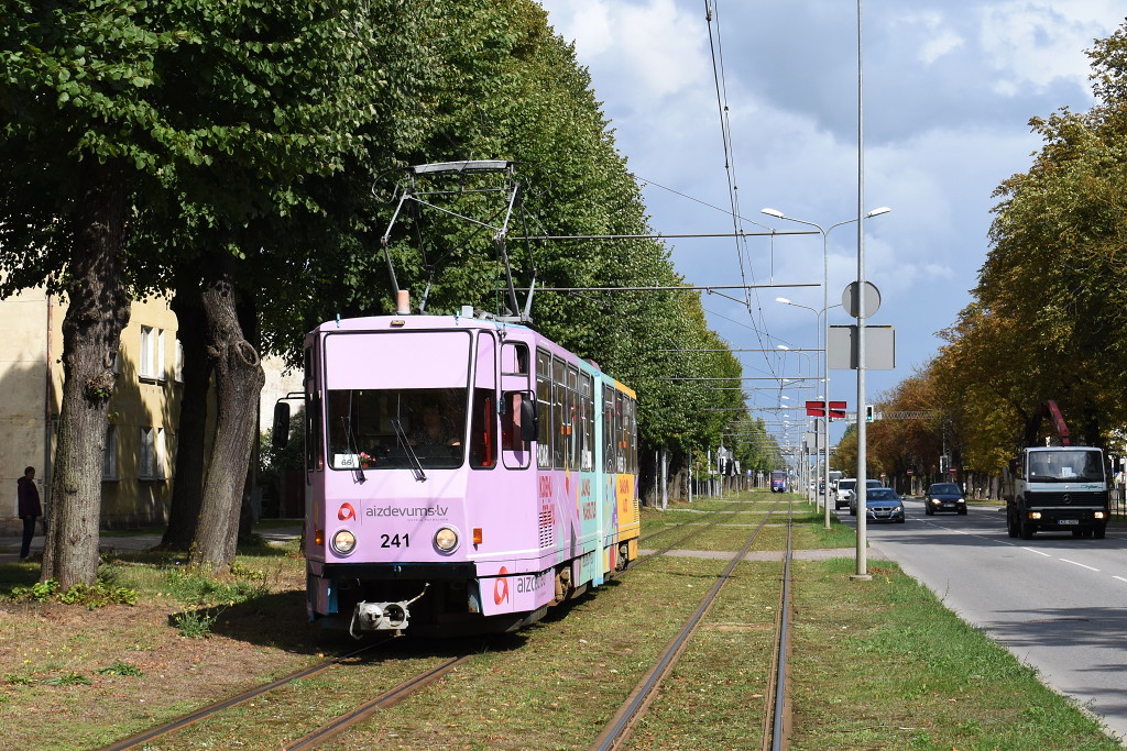 Liepaja, Tatra KT4D Nr. 241
