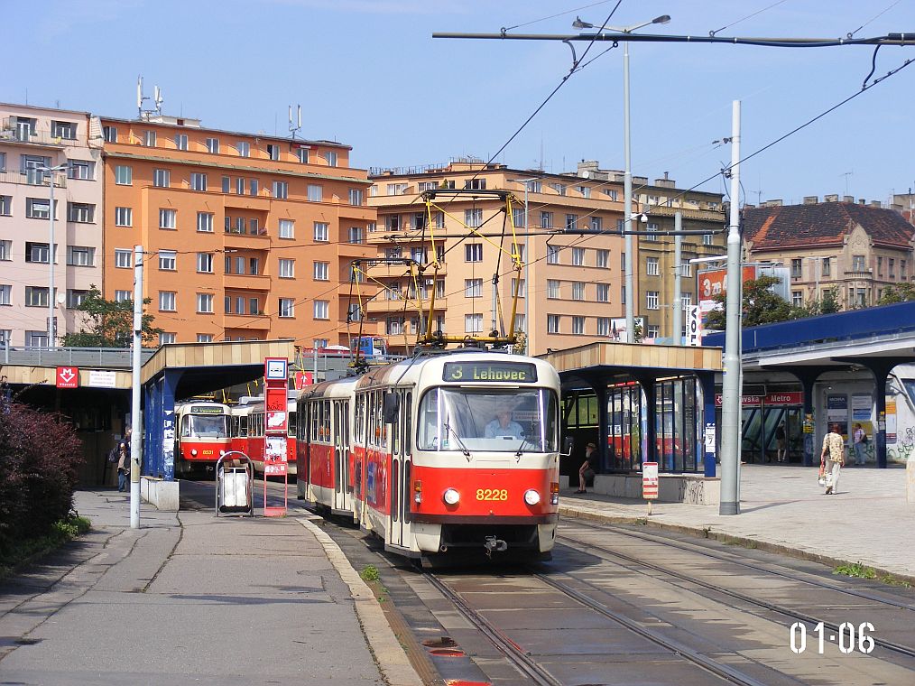 Прага, Tatra T3R.P № 8228