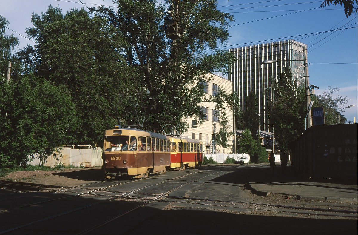 Кіеў, Tatra T3SU № 5830; Кіеў, Tatra T3SU № 5823