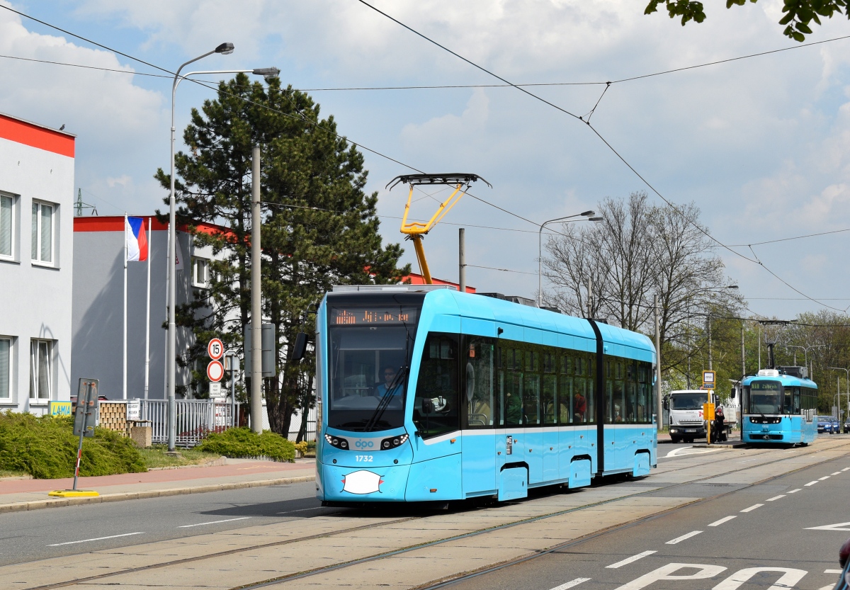 Острава, Stadler Tango NF2 № 1732