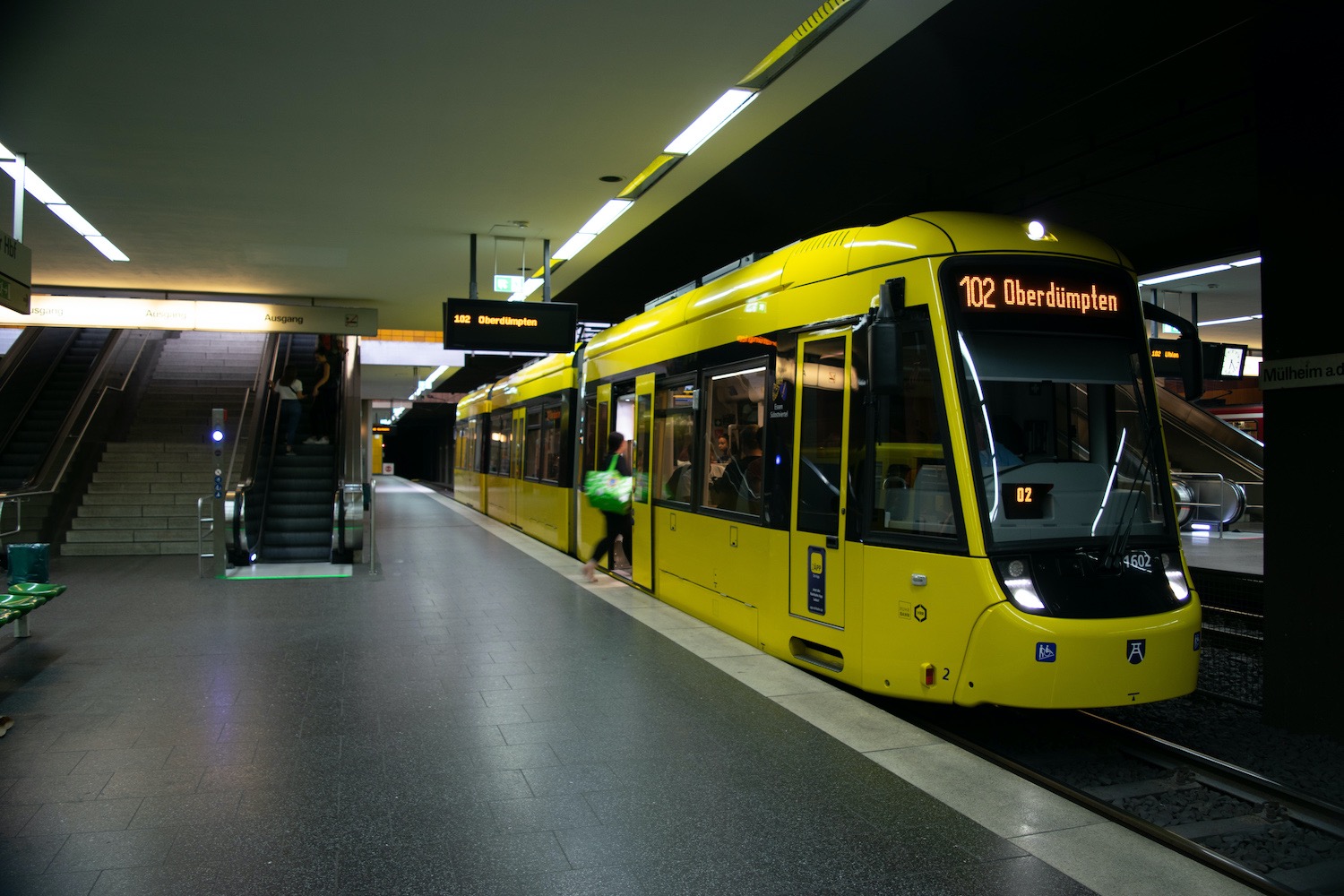 Эссен – Мюльхайм-ан-дер-Рур, Bombardier M8D-NF2 № 1602