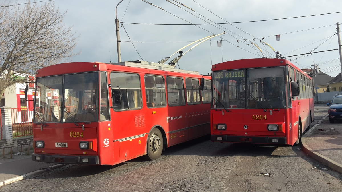 Bratislava, Škoda 14Tr10/6 № 6264; Bratislava, Škoda 14Tr10/6 № 6284