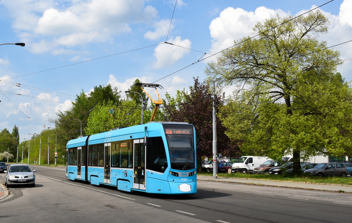 Острава, Stadler Tango NF2 № 1725